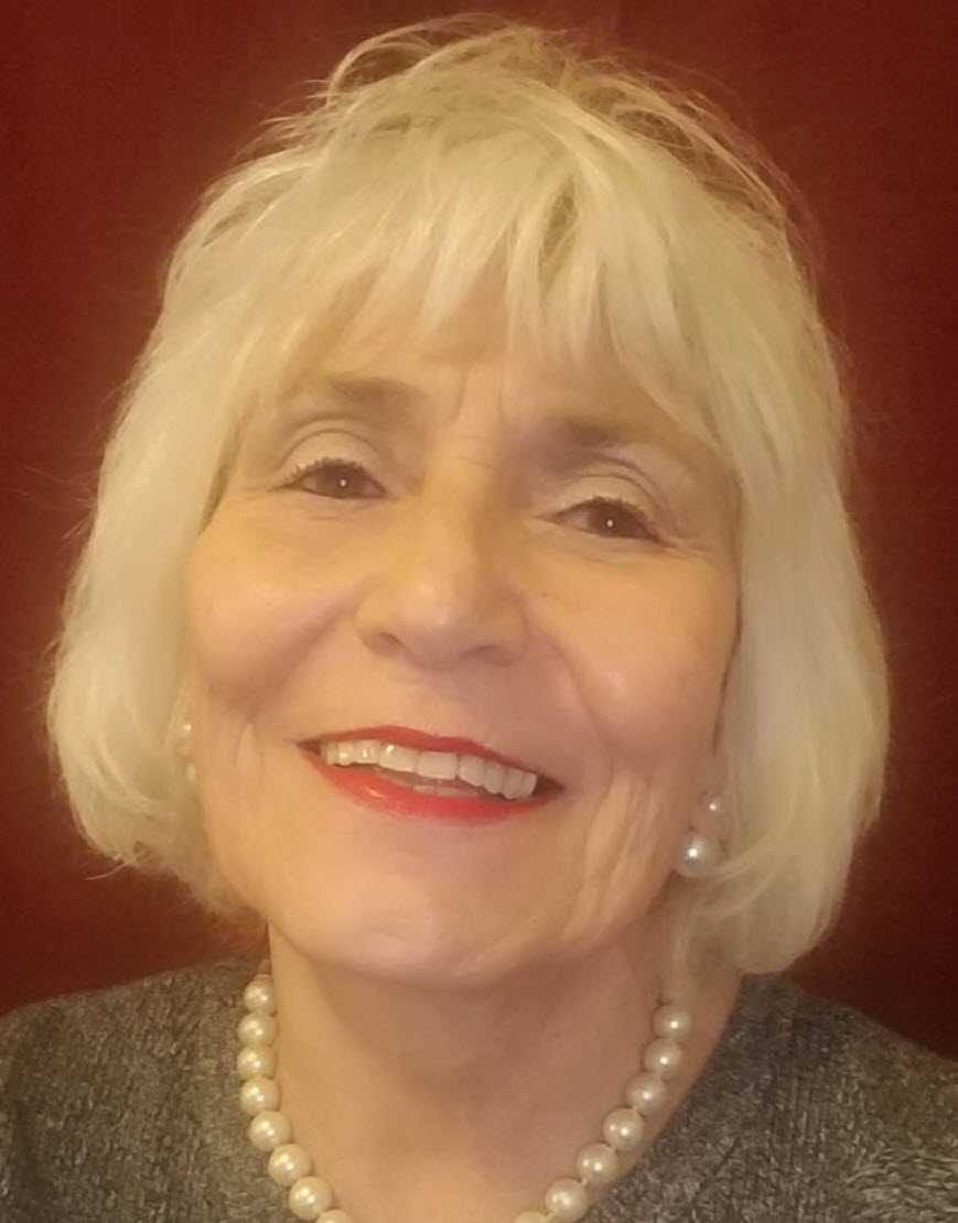 Roseann Farrow – ABR, AHWD, CDEI, CIPS, CRB, e-PRO, GREEN, GRI, PSA, RSPS, SRES, SRS